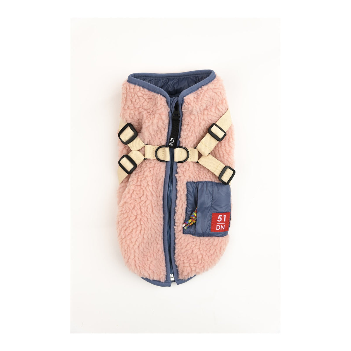 Hundemantel Jules mit integriertem Geschirr – 51 Degrees North