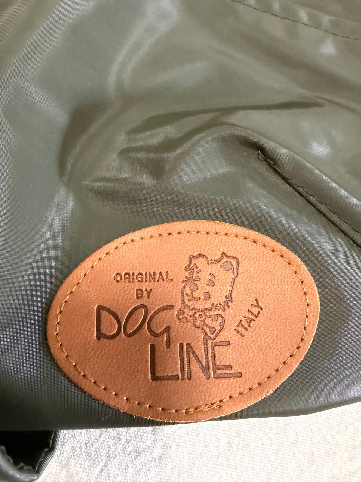 Dog Line – Imperméable pour chien vert olive avec détails dorés